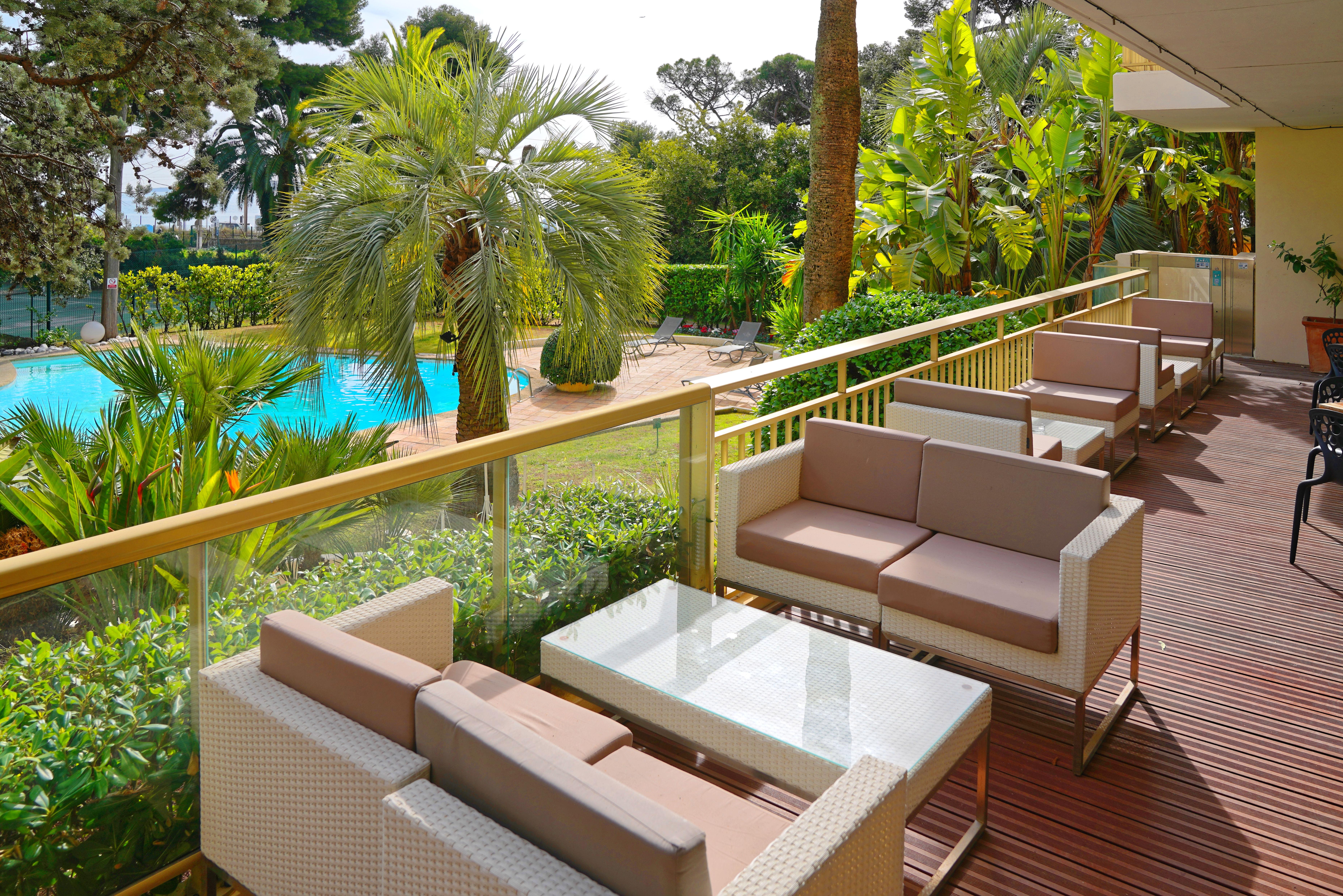 Luxotel Cannes Bagian luar foto