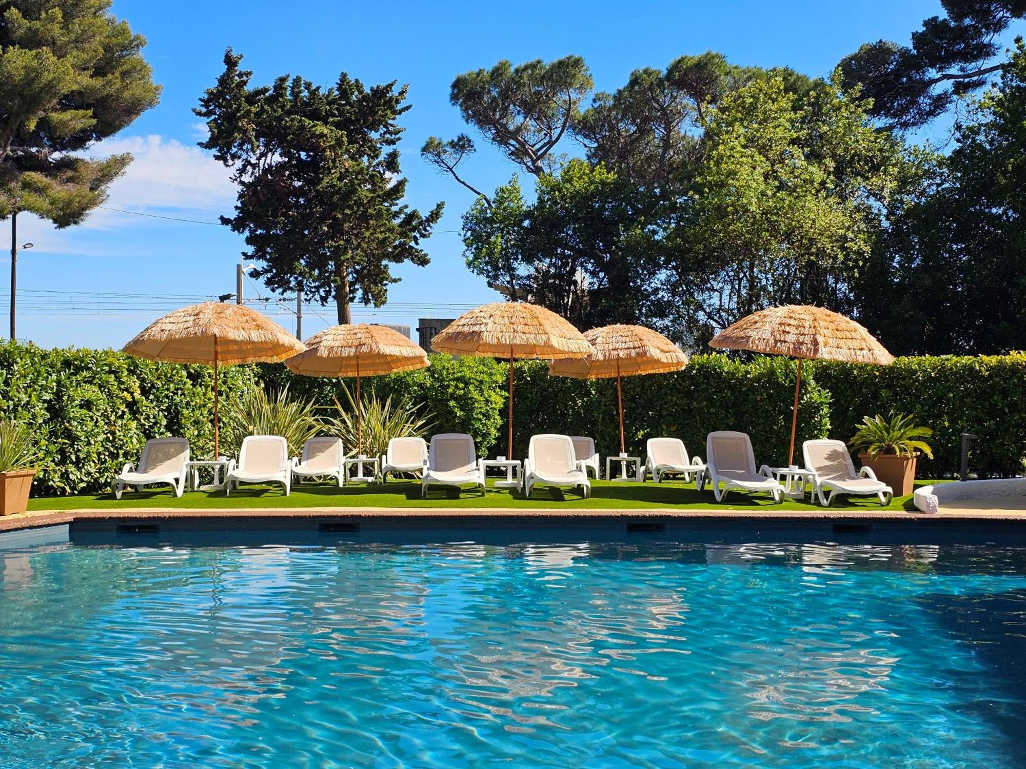 Luxotel Cannes Bagian luar foto